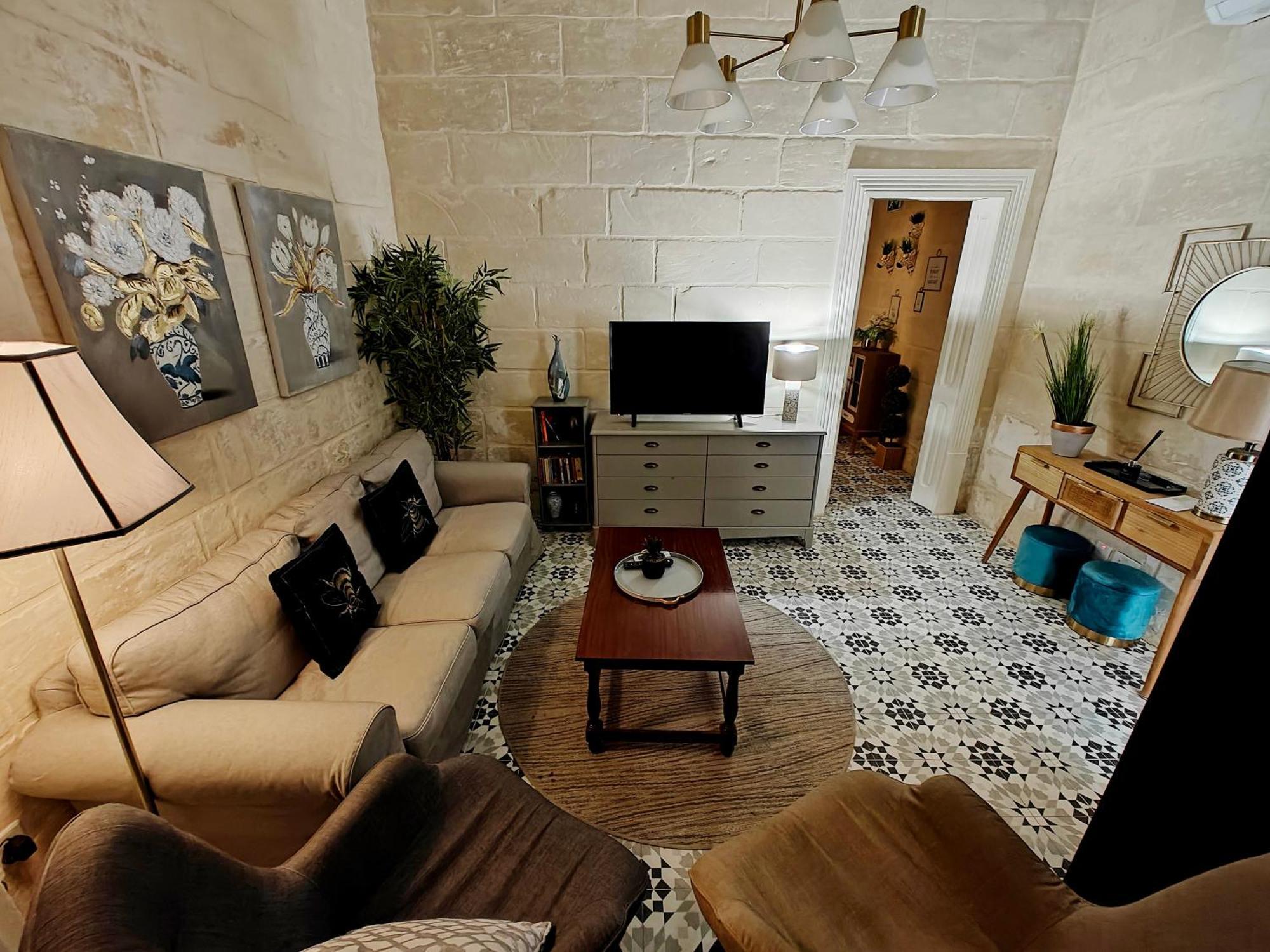Apartment Cottonera Cara