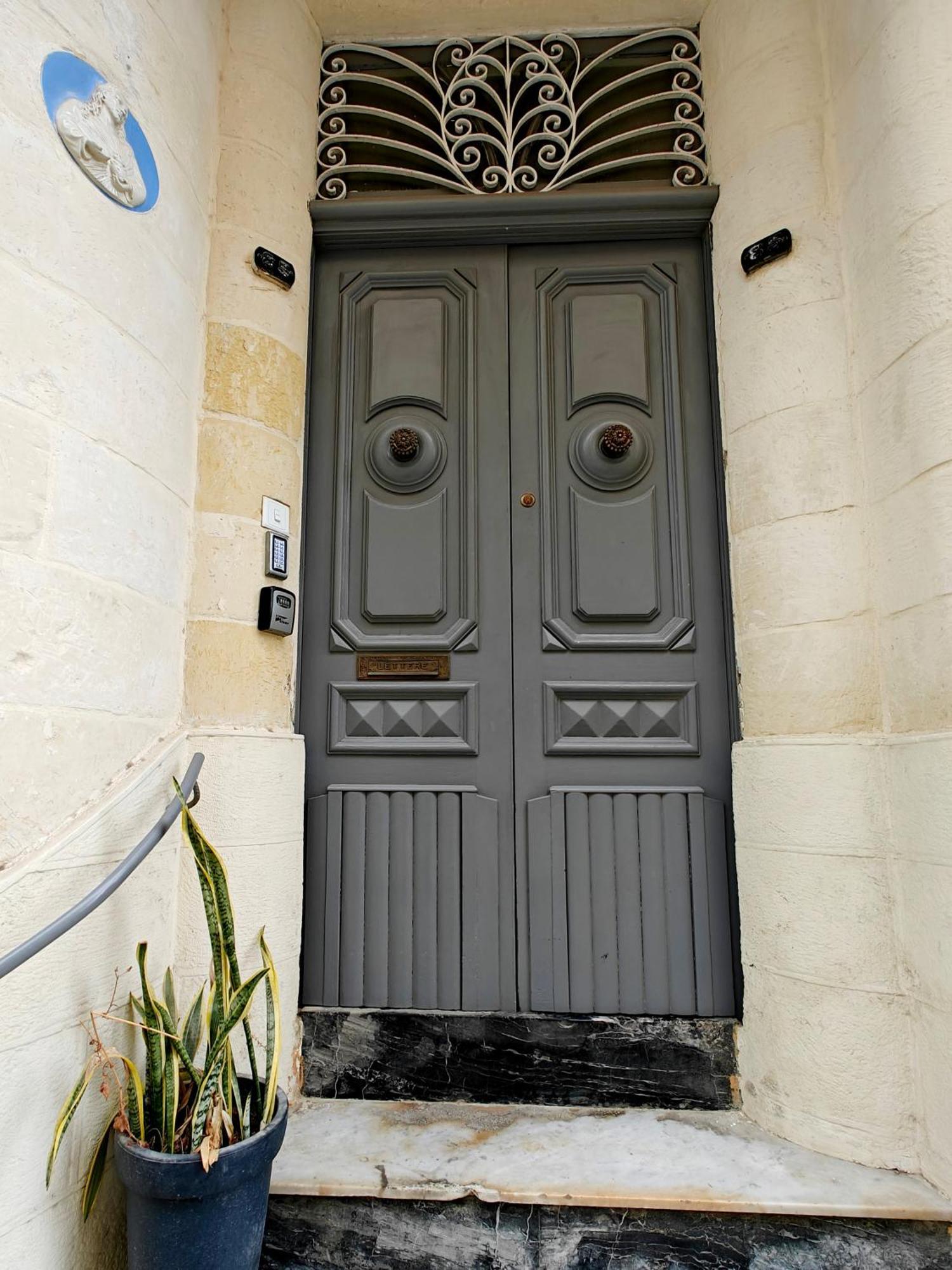 Apartment Cottonera Cara